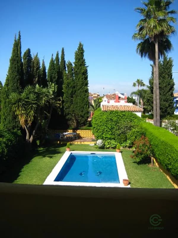 Casa de 0,1 ha en venta en Málaga