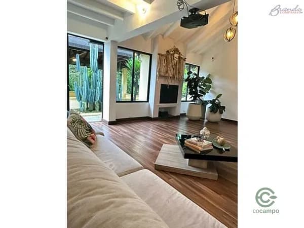 Casa de 0,024 ha en venta en Antioquia