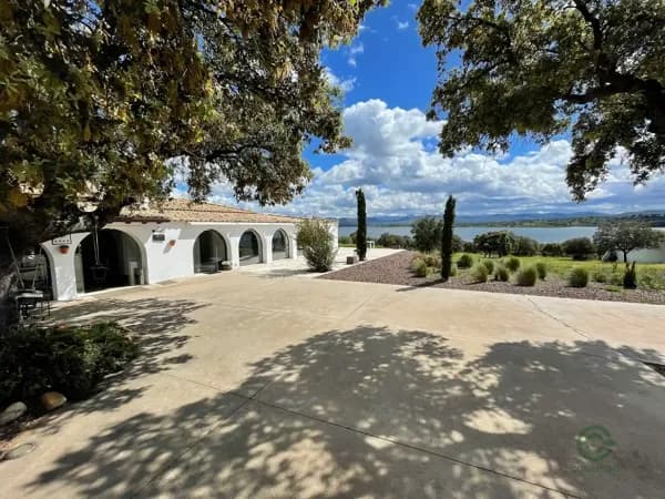 Finca rústica de 87 ha en venta en Cáceres