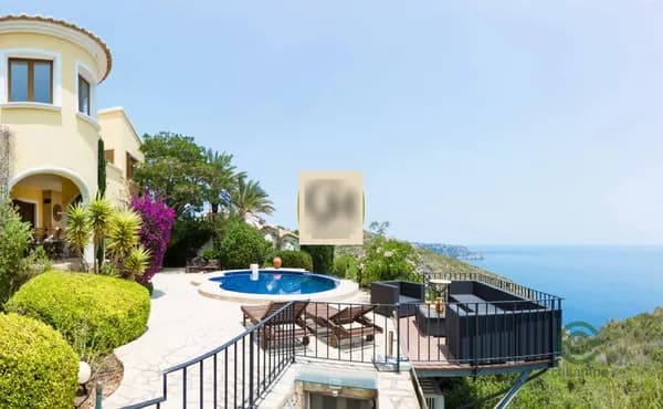 Casa de 0,0889 ha en venta en Benitachell, Alicante