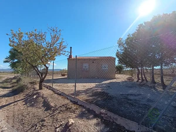 Finca rústica de 2,5648 ha en venta en Jumilla, Murcia