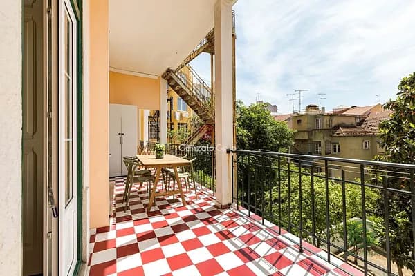 House of 0,0105 ha for sale in Lisbon