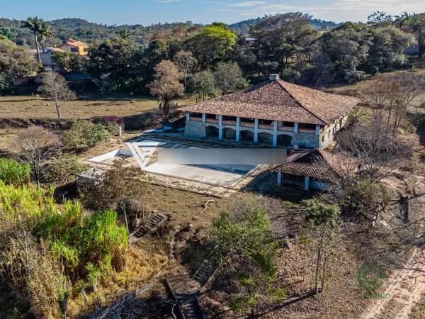 Fazenda de recreação de 10,52 ha para venda em Minas gerais
