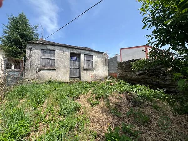 Casa de 0,0042 ha en venta en Lugo, Lugo