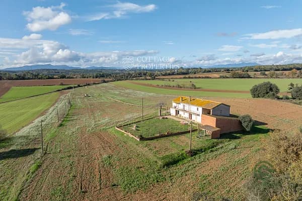 Finca rústica de 20 ha en venta en Viladasens, Girona