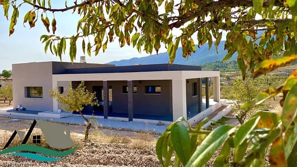 Casa de 0,3 ha en venta en La romana, Alicante