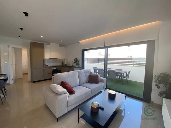 Casa de 0,0112 ha en venta en Gran alacant, Alicante