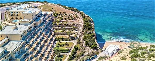 Casa de 0,271 ha en venta en Lagoa (algarve), Faro