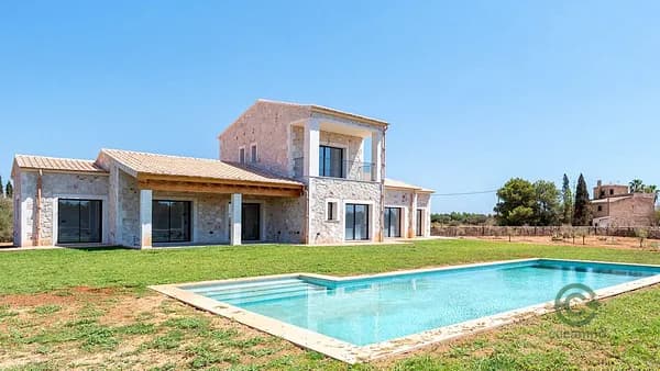 Finca rústica de 1,42 ha en venta en Campos, Mallorca