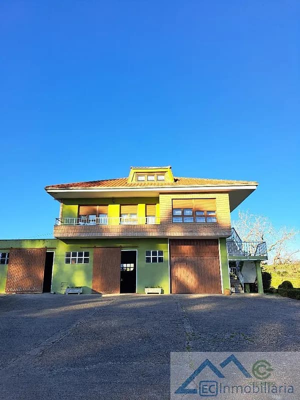 Casa de 0,18 ha en venta en Suances, Cantabria