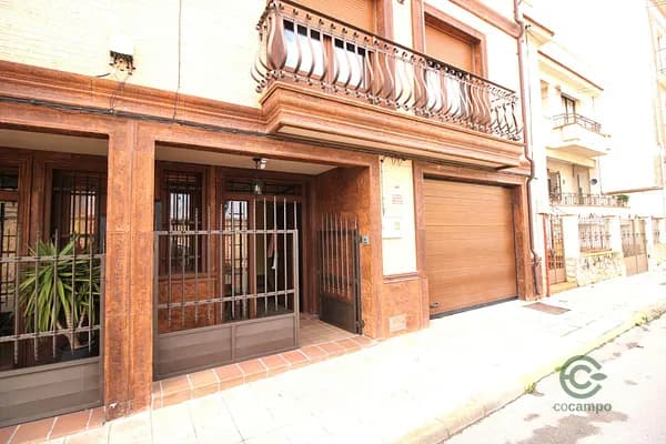 Casa de 0,0311 ha en venta en Tarancon, Cuenca