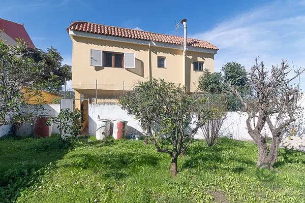 Casa de 0,037 ha en venta en Las palmas de gran canaria