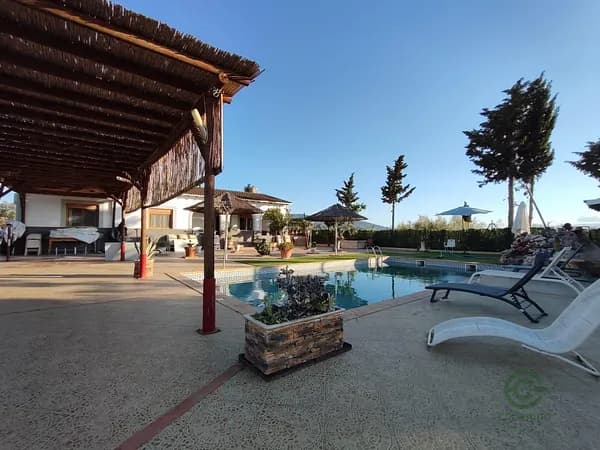 Finca rústica de 0,5 ha en venta en Almería