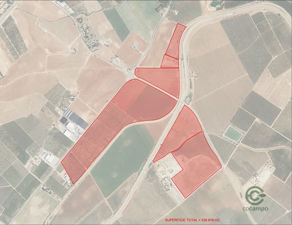 Finca agrícola de 54 ha en venta en Sevilla