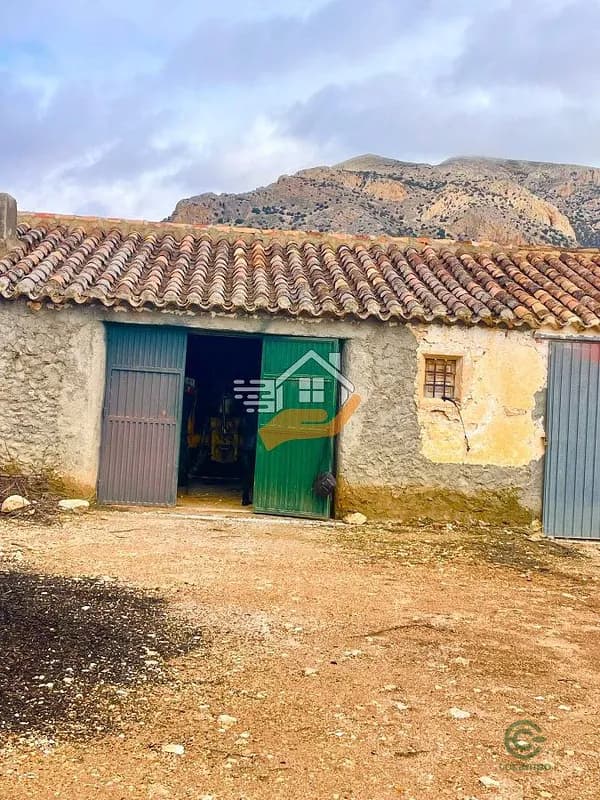 Finca agrícola de 7,1471 ha en venta en Chirivel, Almeria