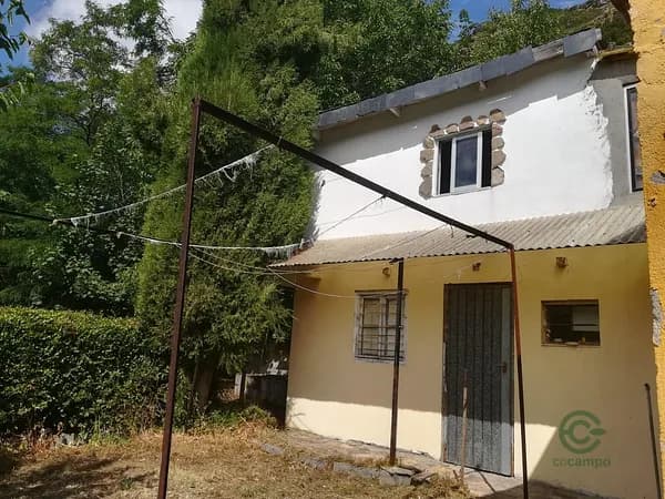 Finca de recreo de 0,052 ha en venta en Villablino, Leon