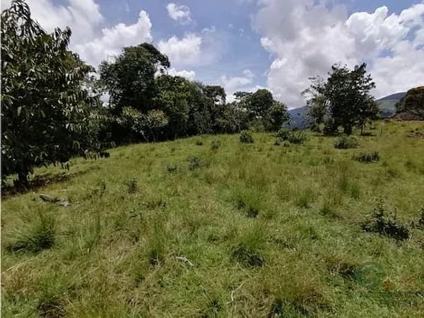 Finca rústica de 0,2 ha en venta en Antioquia