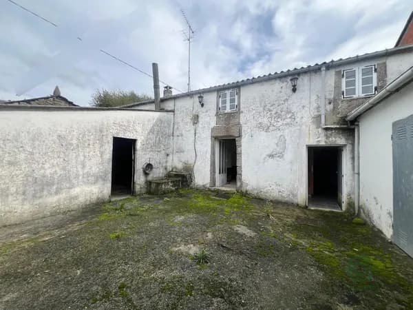 Finca rústica de 0,08 ha en venta en Friol, Lugo