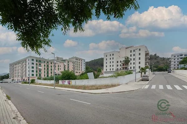 Terreno urbano de 0,1992 ha en venta en Xàtiva, Valencia
