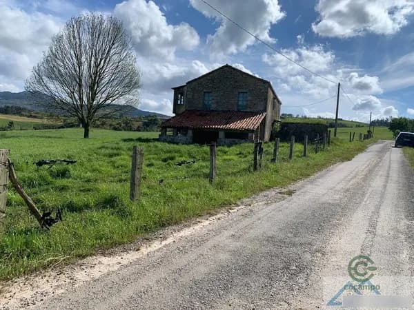 Finca rústica de 4,068 ha en venta en Liérganes, Cantabria