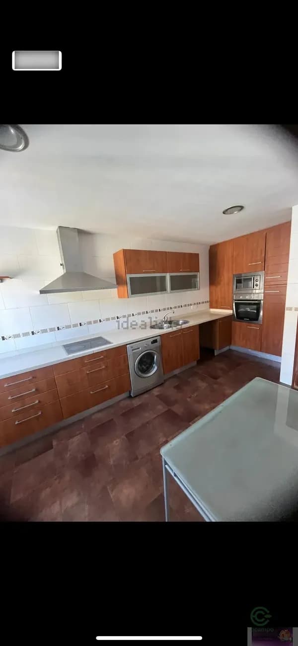 Casa de 0,016 ha en venta en Málaga, Málaga