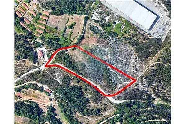 Fazenda rustica de 1,67 ha para venda em Lisboa