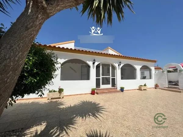 Casa de 0,0653 ha en venta en Arboleas, Almeria