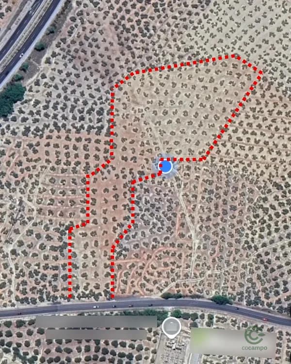 Finca agrícola de 2,1 ha en venta en Jaén