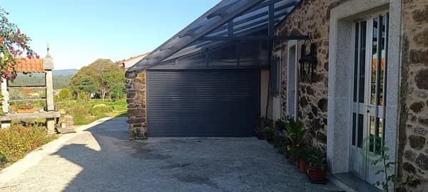 Finca rústica de 0,8 ha en venta en La coruña