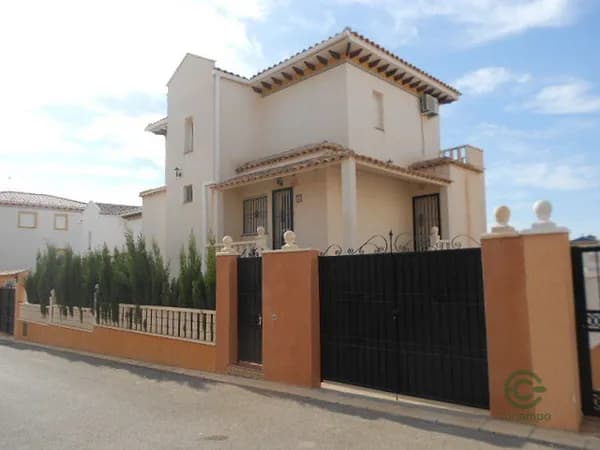 Finca rústica de 0,038 ha en venta en Orihuela costa, Alicante