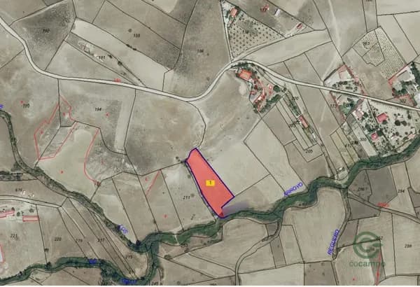 Finca rústica de 0,3695 ha en venta en El molar, Madrid