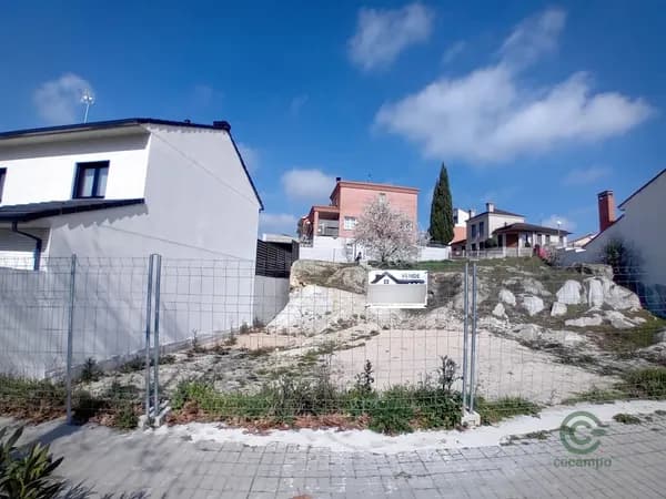 Terreno urbano de 0,0217 ha en venta en Colmenar viejo, Madrid