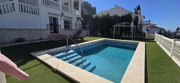 Casa de 0,029 ha en venta en Málaga, Málaga