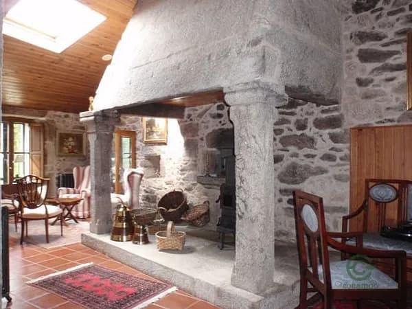 Finca rústica de 0,35 ha en venta en La coruña