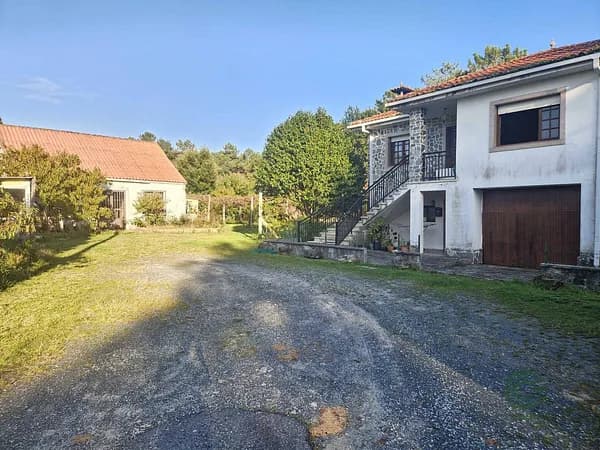 Casa de 0,3453 ha en venta en Brión, La coruña