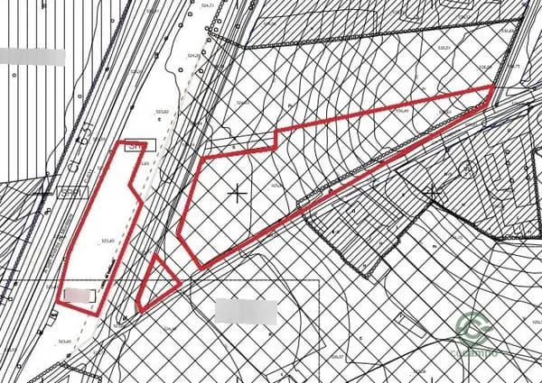 Finca rústica de 0,75 ha en venta en Ponferrada, Leon
