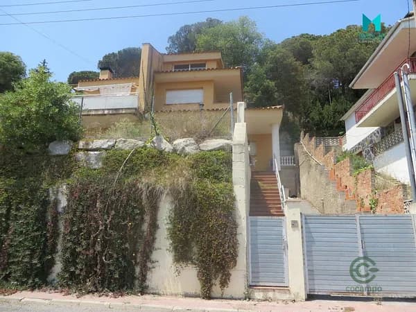 Casa de 0,05 ha en venta en Dosrius, Barcelona