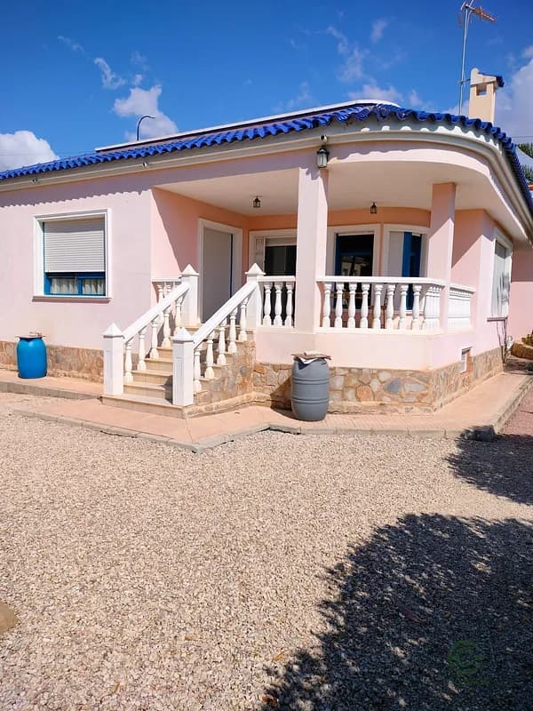 Casa de 0,08 ha en venta en Alicante