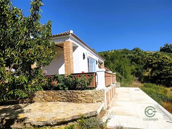 Finca rústica de 1,3 ha en venta en Málaga