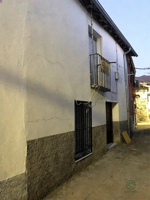Casa de 0,0055 ha en venta en Aldeanueva del camino, Caceres