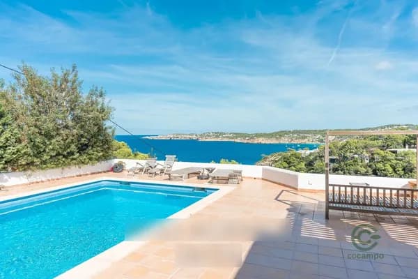 House of 0,08 ha for sale in Balearic islands