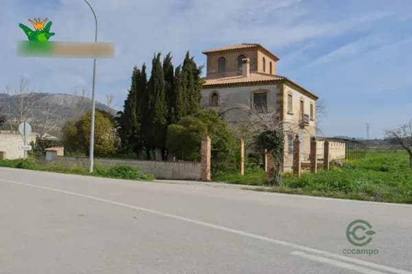 Finca rústica de 0,18 ha en venta en Granada