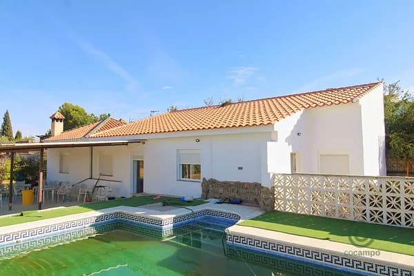 Finca rústica de 0,1346 ha en venta en Cártama, Málaga