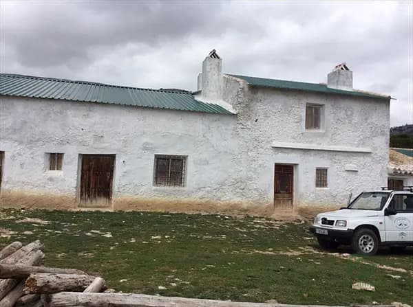 Finca rústica de 965 ha en venta en Granada