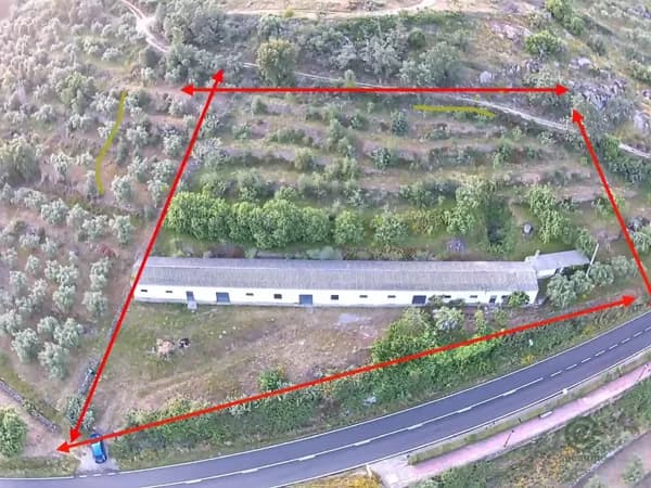 Finca agrícola de 0,35 ha en venta en Cáceres