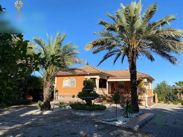 Casa de 0,2 ha en venta en Córdoba, Cordoba