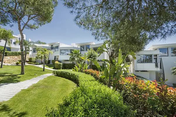 Casa de 0,0261 ha en venta en Marbella, Malaga