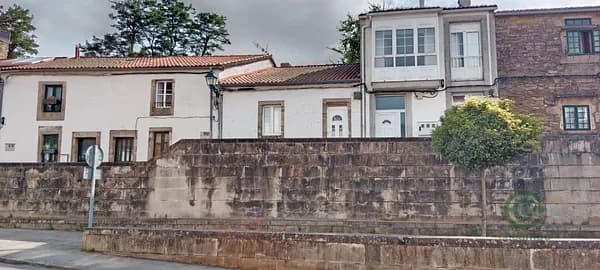 Casa de 0,0392 ha en venta en Santiago de compostela, La coruna