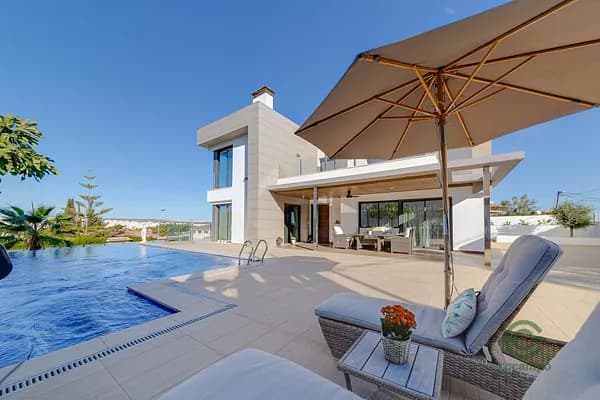 Finca rústica de 0,079 ha en venta en Torrevieja, Alicante