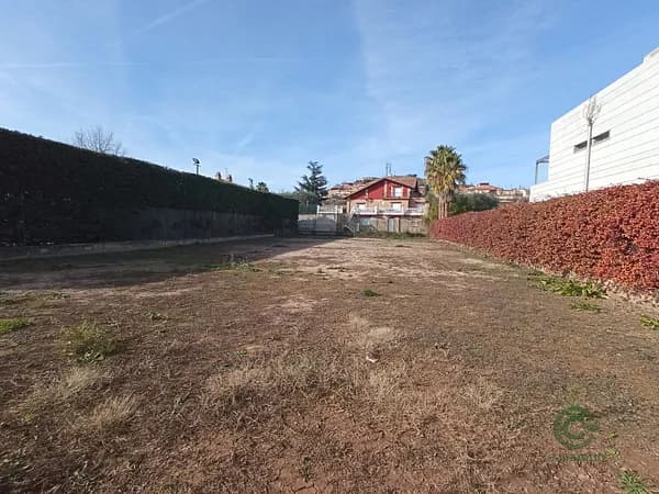 Terreno urbano de 0,0785 ha en venta en Lardero, La rioja